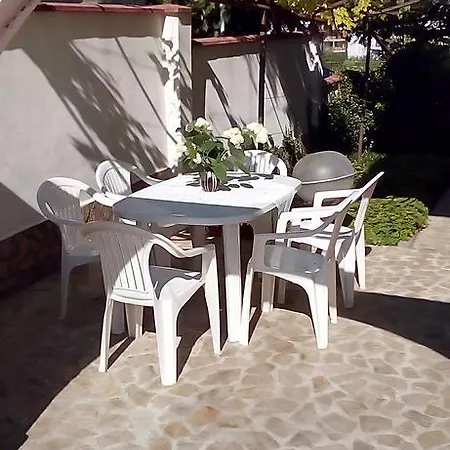 Guest house Elina *